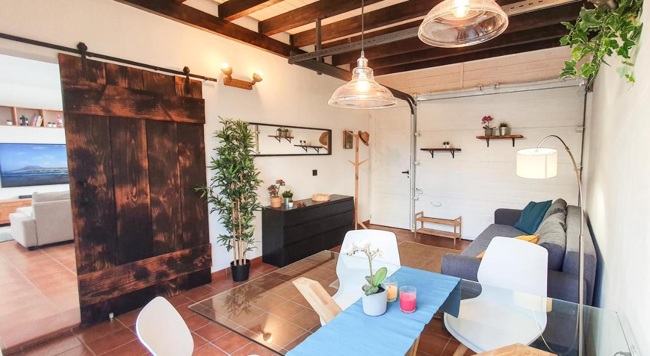 Oasis Desert - Holiday Home With Pool & Garden Near Corralejo And Lajares ภายนอก รูปภาพ